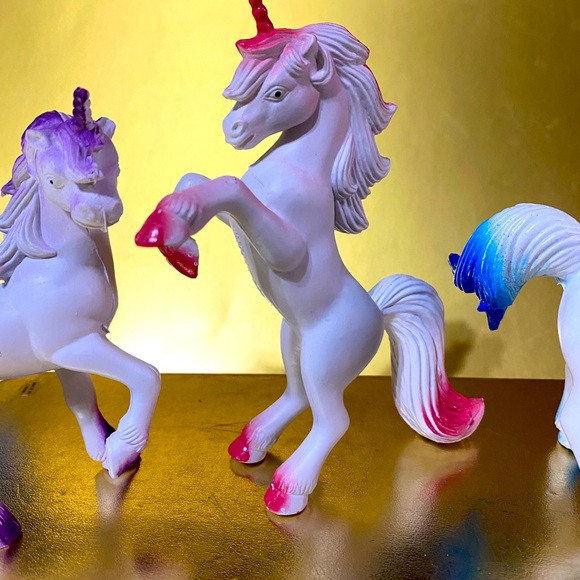 MYSTICAL UNICORN 80’s BUNDLE OF 3 CUTE UNICORNS SOLID PVC/VINYL TYPE 4.25”-5.25” - Picture 6 of 14
